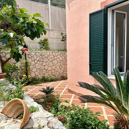 Casa Stella Splendida Sul Mare 아파트 팔레르모